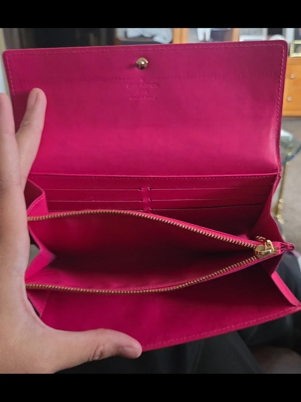 Louis Vuitton Vibrant Red Vernis Embossed Continental Wallet - Picture 2 of 3